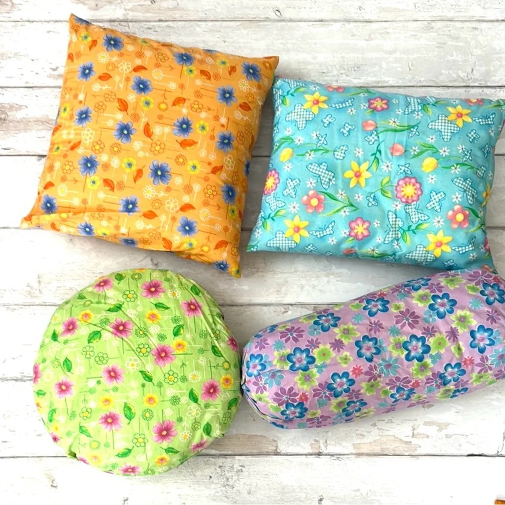Set of 4 Girls 90s Floral Flowers Print Throw Pillows Bundle Kids Bedding Decor